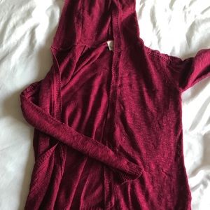 maroon knitted cardigan with hood